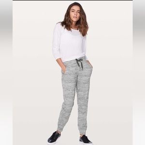 LULULEMON Ready to Rulu Pant in Space Dye Camo Seal Grey Deep Coal